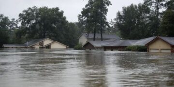 KENYA POSTPONES REOPENING OF SCHOOLS AS FLOOD-RELATED DEATHS NEAR 100