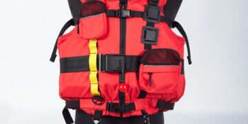 WITHOUT LIFE JACKET, SWIMMING SKILLS IRRELEVANT DURING BOAT MISHAP