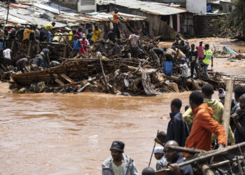 KENYA: DEATH TOLL FROM FLOODS PASSES 200