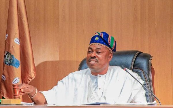 OSUN STATE WARNS AGAINST DISCRIMINATION OF HIV/AIDS PATIENTS.