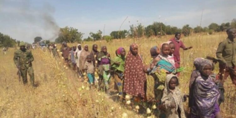 BOKO HARAM: ARMY RESCUES HUNDREDS OF HOSTAGES