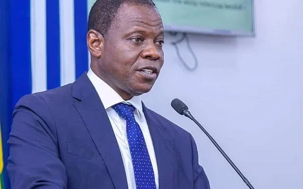 DR. KUMA-ABOAGYE NAMED BEST PUBLIC HEALTHCARE CEO AT GHANA CEO SUMMIT