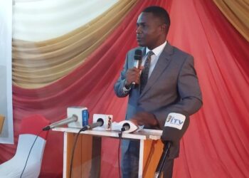 NIGERIAN DOCTOR, OTABOR CLINCHES AFRICAN MEDICAL PRACTICE AWARD