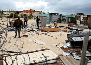 NEARLY 1,000 HOMES IN CAPE TOWN DESTROYED BY STORMS.