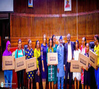 SEVEN FEMALE VISUALLY IMPAIRED UNDERGRADUATES RECEIVE SCHOLARSHIPS, LAPTOPS