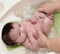 BATHING BABIES SIX HOURS AFTER BIRTH PROTECTS FROM INFECTIONS – PAEDIATRICIANS.