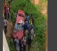 VEHICLE FALLS FROM OTEDOLA BRIDGE, DRIVER RESCUED.