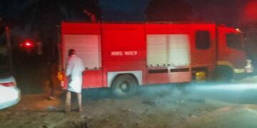 NIGERIAN NAVY CONTAINS FIRE OUTBREAK AT KIRIKIRI CORRECTIONAL SERVICE QUARTERS.