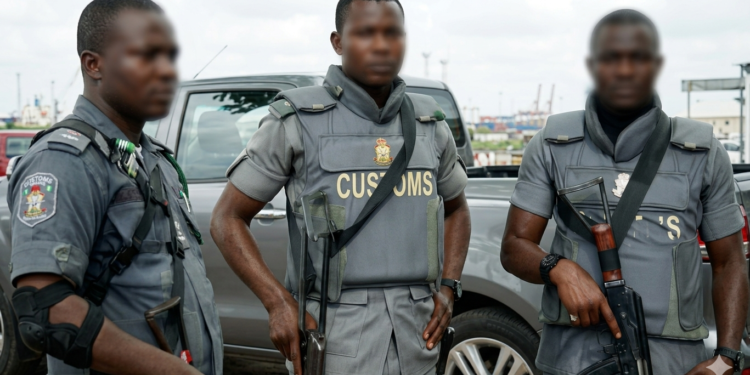 CUSTOMS INTERCEPT LUXURY BUS CONVEYING MILITARY UNIFORMS.