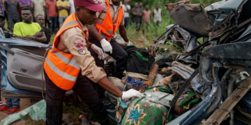 11 DIE AS VEHICLE PLUNGES OFF BRIDGE ON LAGOS-ABEOKUTA EXPRESSWAY.
