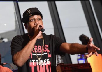 AMERICAN HIP-HOP STAR ROB BASE DIES AFTER CANCER BATTLE.