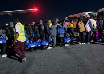 182 NIGERIANS RETURN FROM LIBYA THROUGH IOM, FG COLLABORATION.