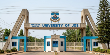 BEHEADED CORPSE FOUND ON UNIJOS CAMPUS, KILLERS ESCAPE WITH HEAD.