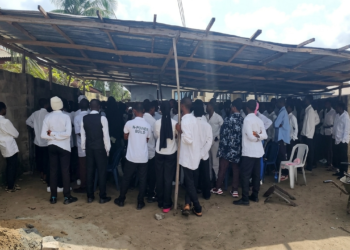 Tension Gripped the Gero community in the Jos South Local Government Area of Plateau State, North central Nigeria, on Monday after the bodies of two unidentified females were discovered behind the headquarters of the council.