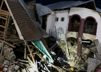 STUDENTS FEARED TRAPPED IN ANAMBRA BUILDING COLLAPSE